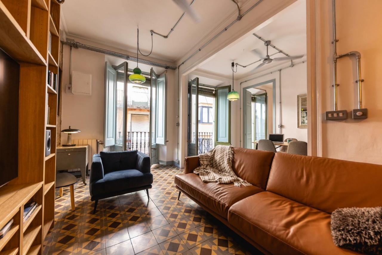 Bravissimo Les Rajoles, Unique 3-Bedroom Apartment Girona Zewnętrze zdjęcie